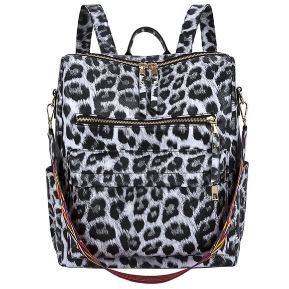 🆕 Black Gray Leopard Print Backpack - Picture 1 of 2